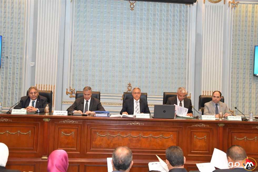 مجلس النواب يناقش أزمة العقارات الآيلة للسقوط في الإسكندرية.. تعرف على التفاصيل