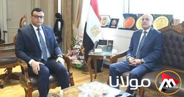 وزير الإسكان يلتقي محافظ الأقصر لمتابعة مشروعات حياة كريمة في المحافظة