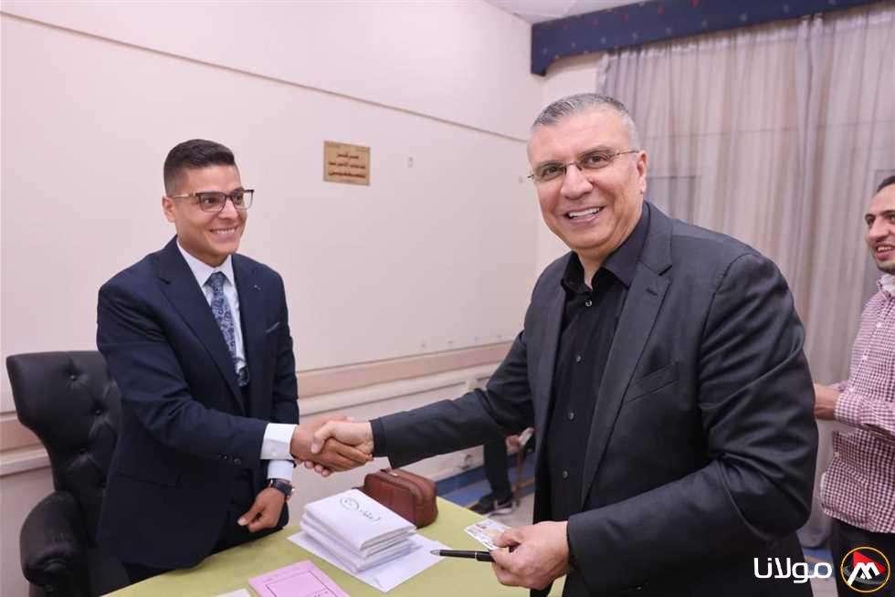 عمرو الليثي يشارك في انتخابات نقابة الصحفيين ويعبر عن رأيه