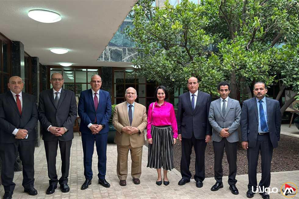 وزير الري يلتقي الأمير الحسن لبحث مشروع إقليمي لتحلية المياه وزيادة الإنتاج الغذائي