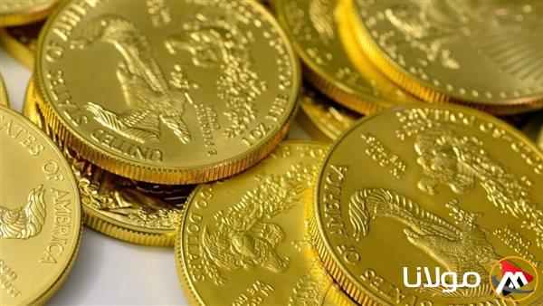 تراجع مفاجئ في سعر الجنيه الذهب.. هل حان الوقت للشراء مع انخفاض 3000 جنيهاً؟ عيار 21 يثير قلق العرسان والمستثمرين في الأسواق