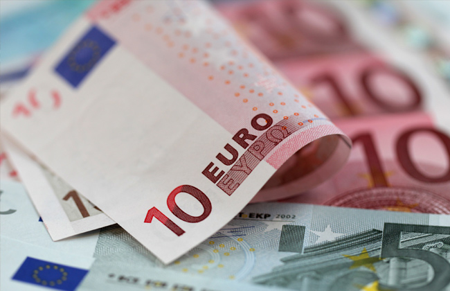 الأوروبي بكام؟؟ سعر اليورو اليوم الاحد 2025/8/10 في السوق السوداء والبنوك المصرية