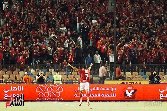 ترزيجيه يحتفل مع الجمهور