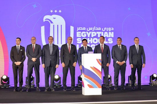 دوري المدارس بالتعاون بين وزارة التربية والتعليم وشركة استادات ورعاية الشباب والرياضة