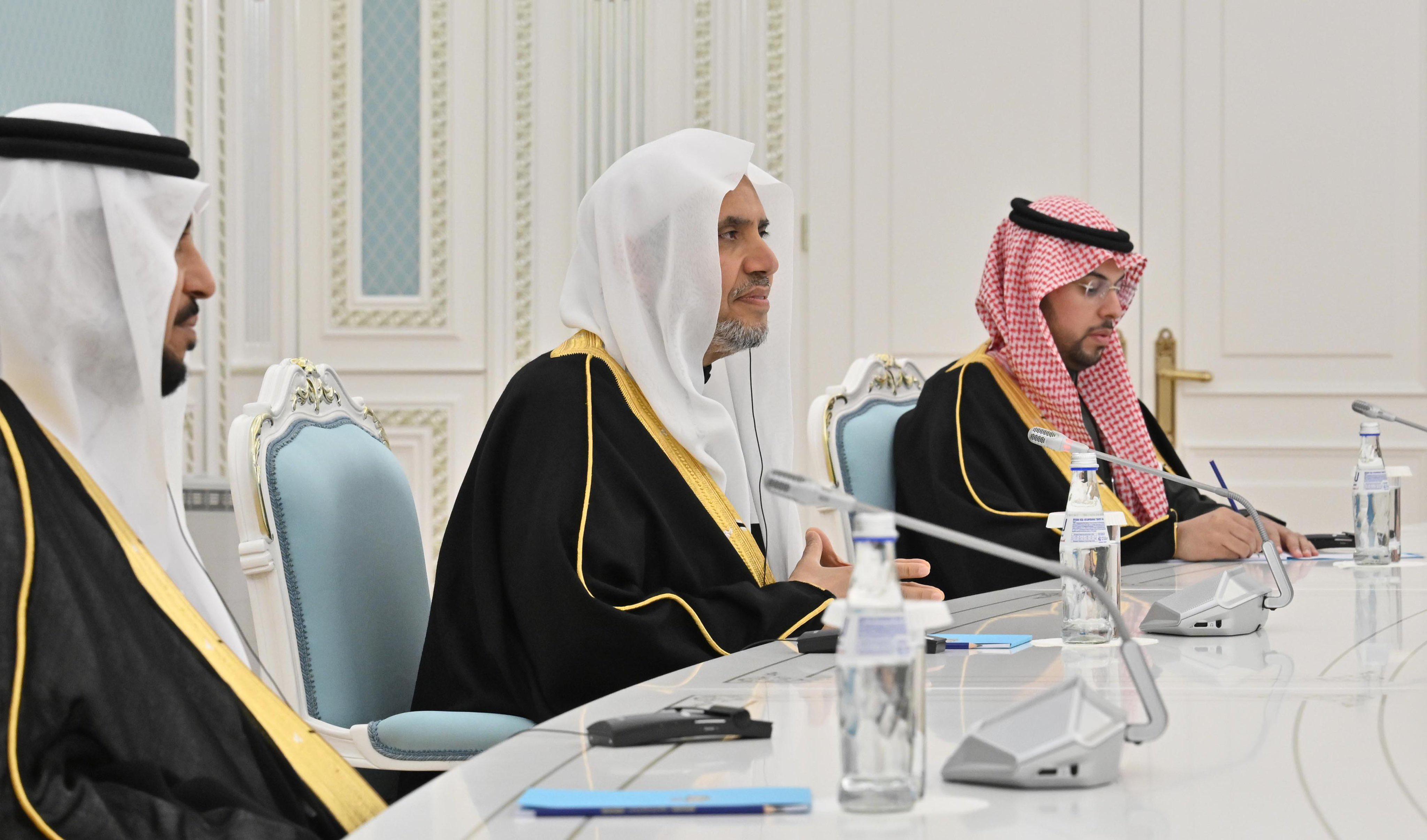 لقاء كازاخستان ورابطة العالم الإسلامي