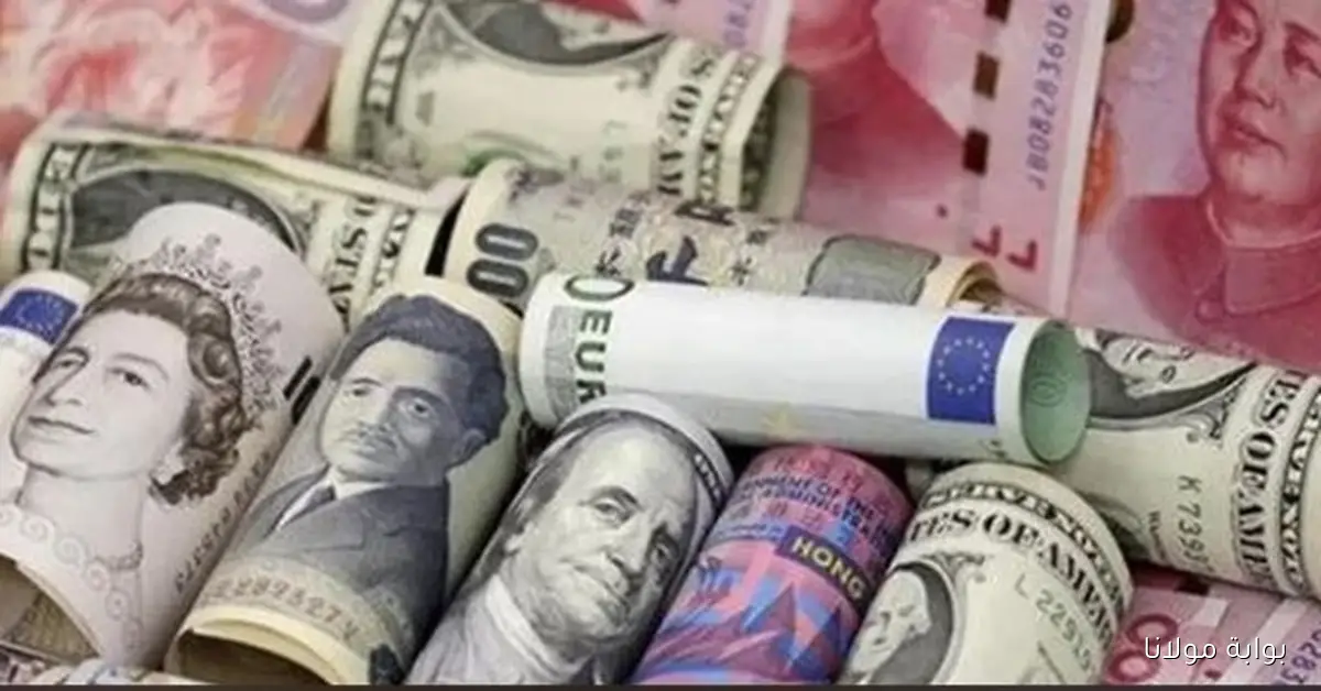 تحديات العملات في الأسواق الناشئة أمام قوة الدولار مع استمرار ارتفاع الفائدة