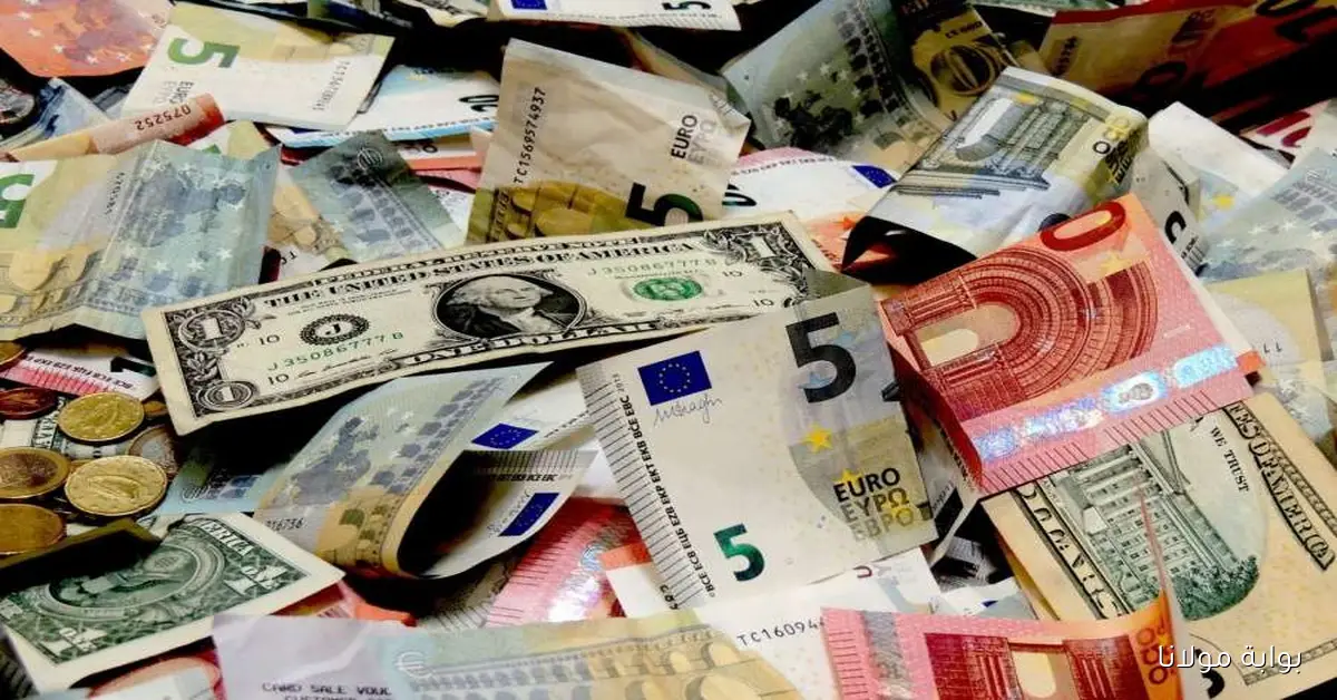 انهيار صادم لأسعار العملات في مصر يهز البنوك اليوم الخميس 2 أكتوبر 2025 الدولار بكام دلوقتى؟